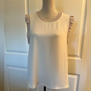Current Air NWT Cream Blush Sleeveless Ruffle Top Large